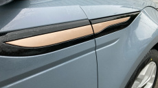 Land Rover Range Rover Evoque 2.0 D200 R-Dynamic SE 5dr Auto Diesel Hatchback